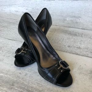 Anne Klein high heels size 6.5
